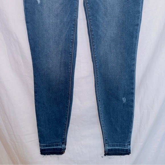 Spanx Medium Wash Distressed Ankle Skinny Jeans size small - Picture 5 of 7